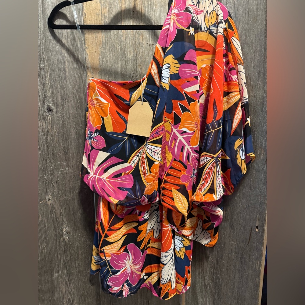 Mainstrip Floral Hawaiian Print Romper